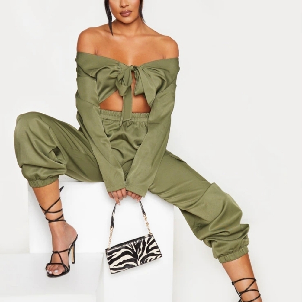 Pretty Little Thing olive drab tie front elastic waist cargo jogger jumpsuit - Picture 1 of 9